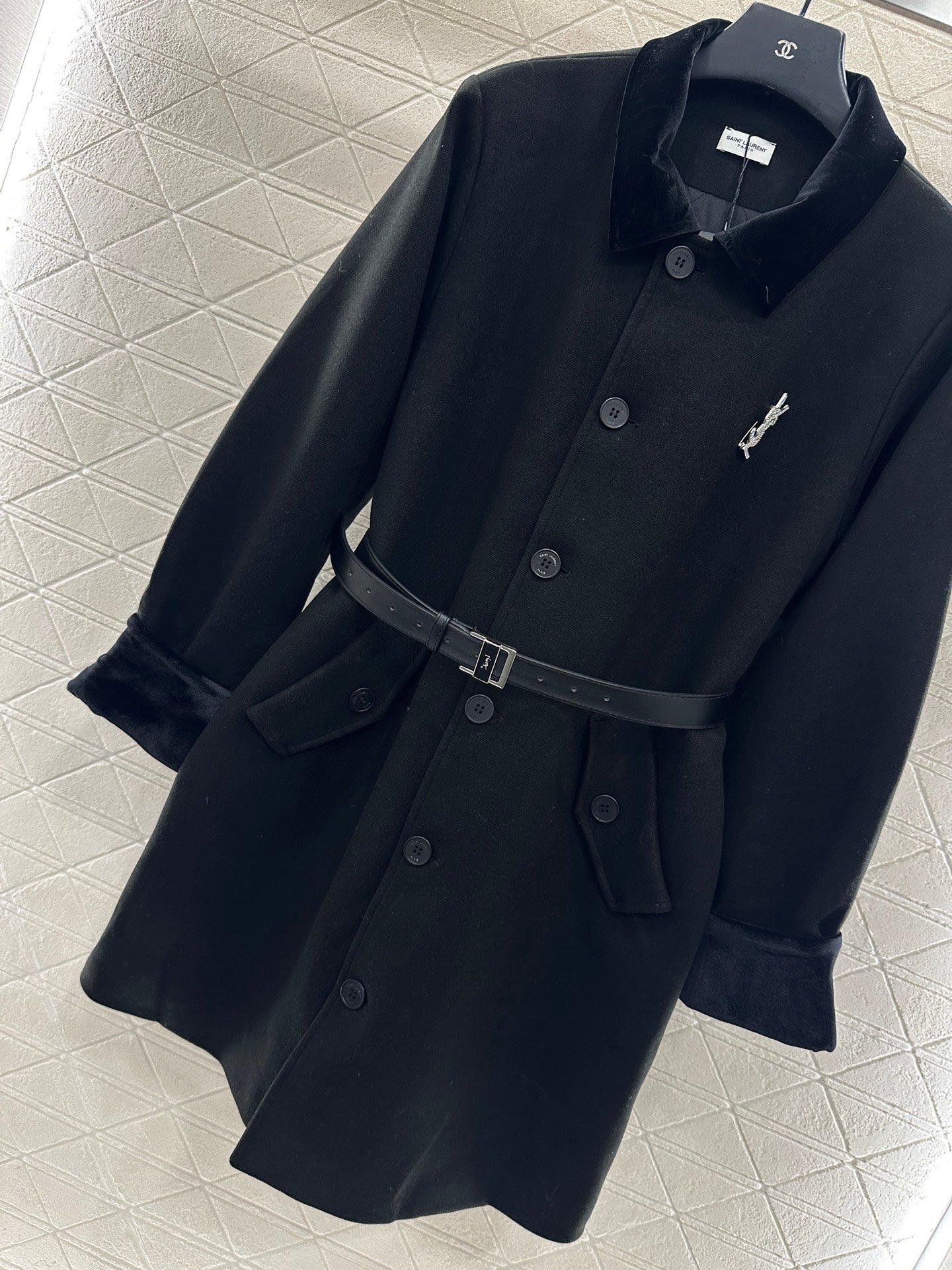 Collar waistband mid length jacket