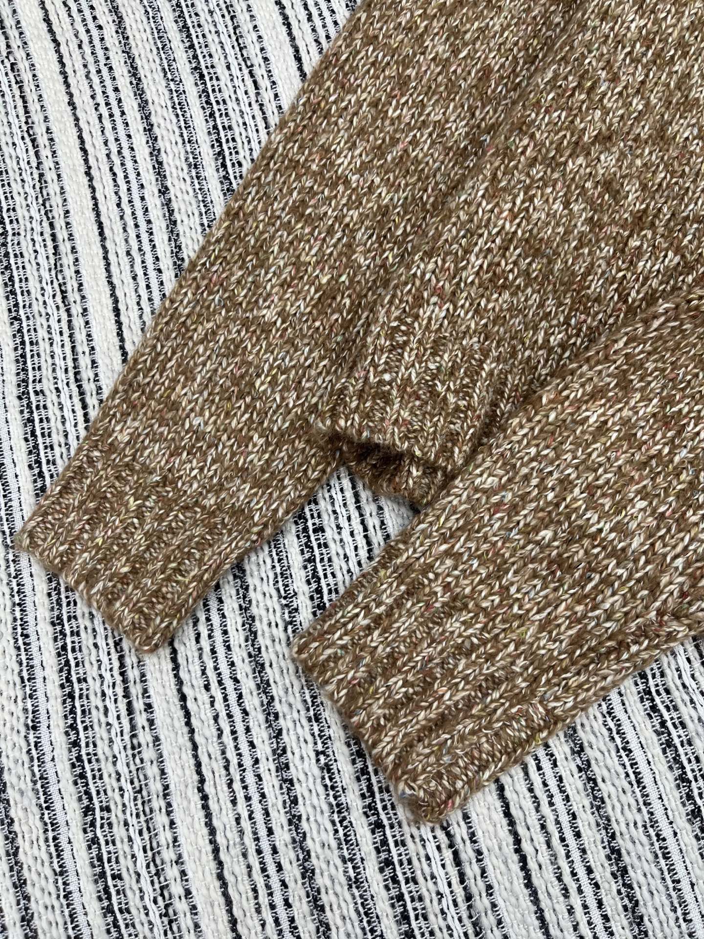 Vintage Zippered Lace-Trimmed Jacket (Brown/Yellow/Pink)