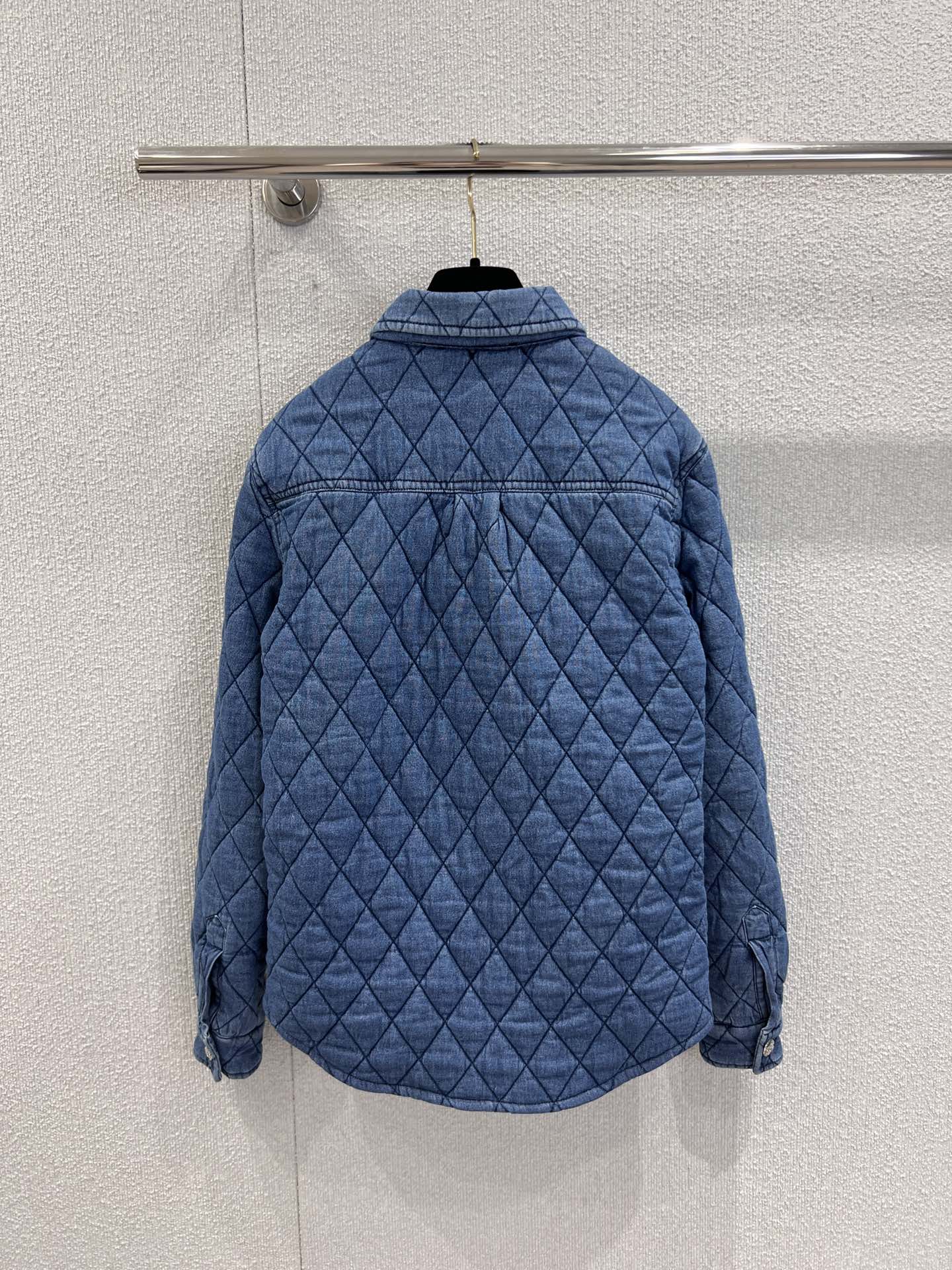 Diamond-patterned quilted denim shirt jacket