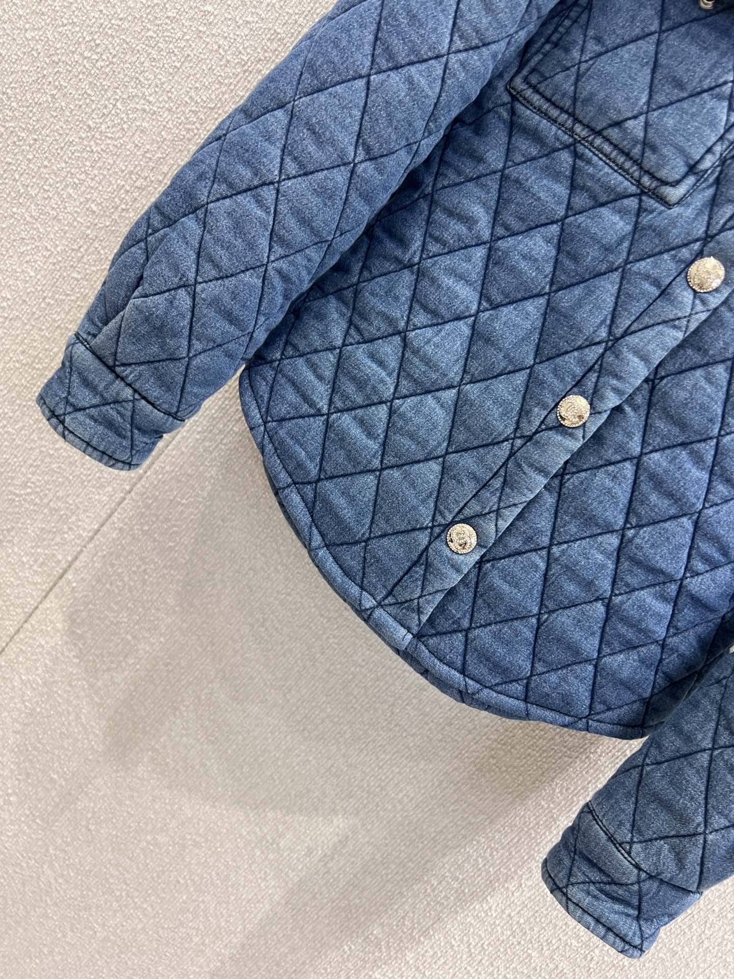 Diamond-patterned quilted denim shirt jacket