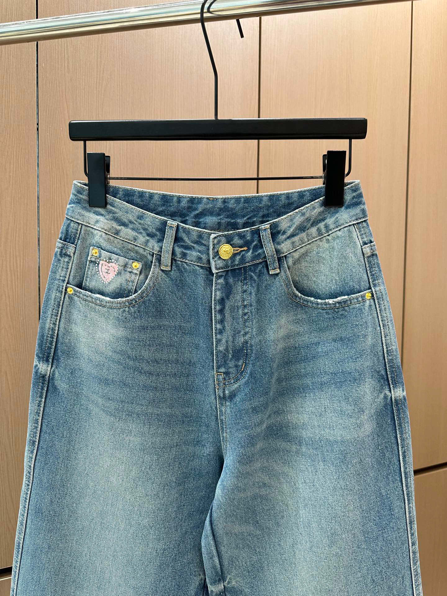 Hot-fix rhinestone jeans