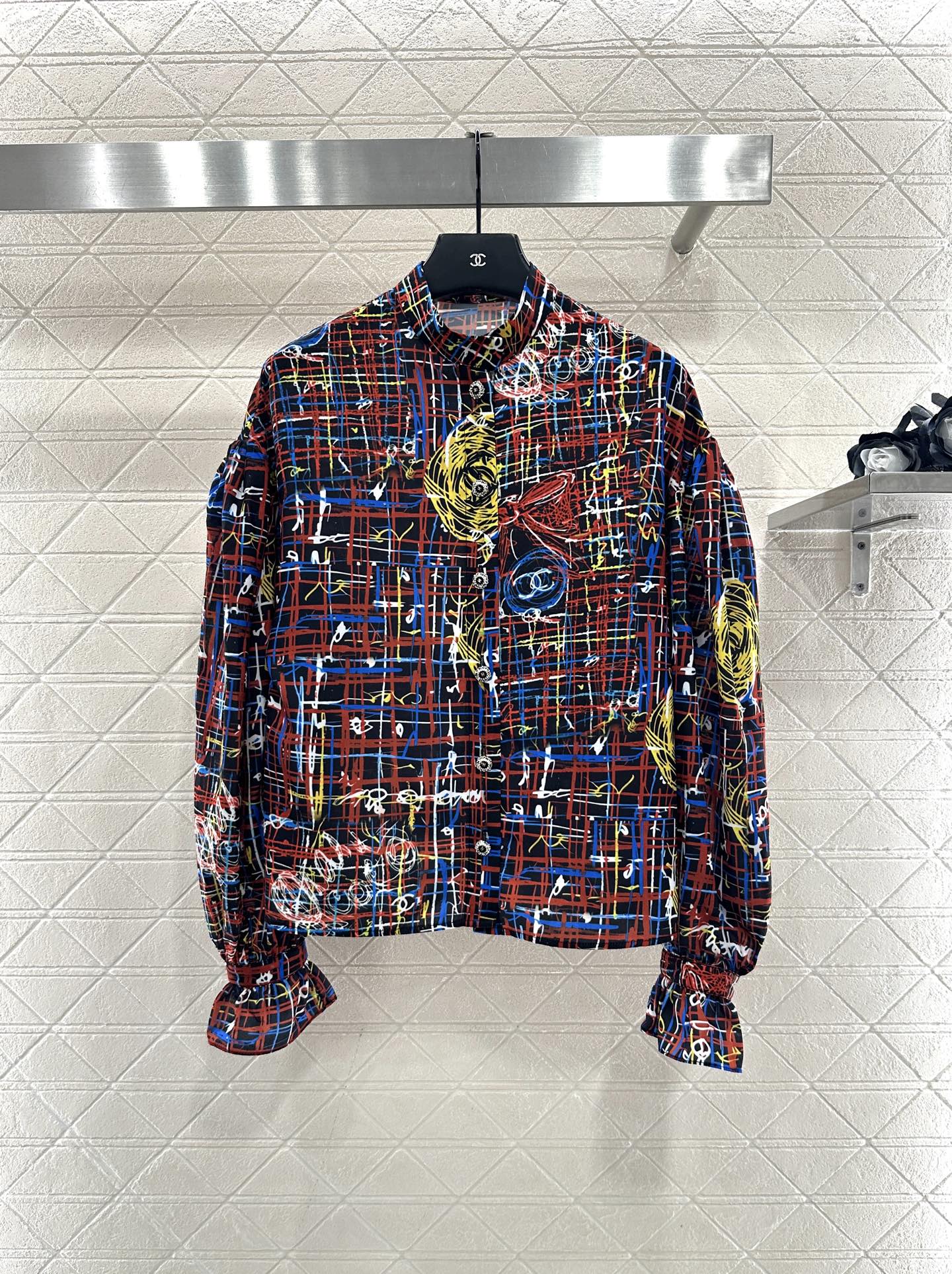 Printed lantern sleeve shirt