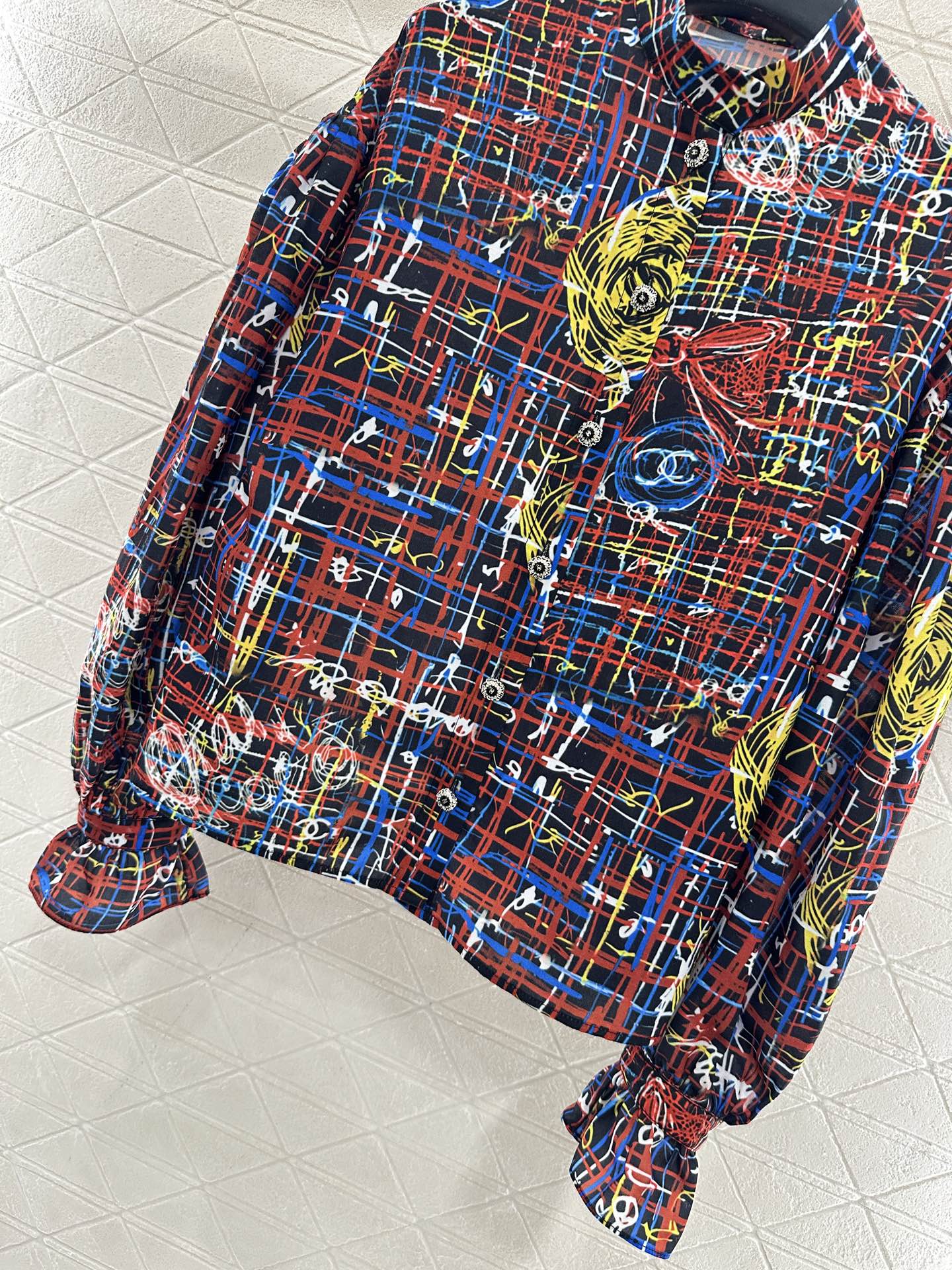 Printed lantern sleeve shirt