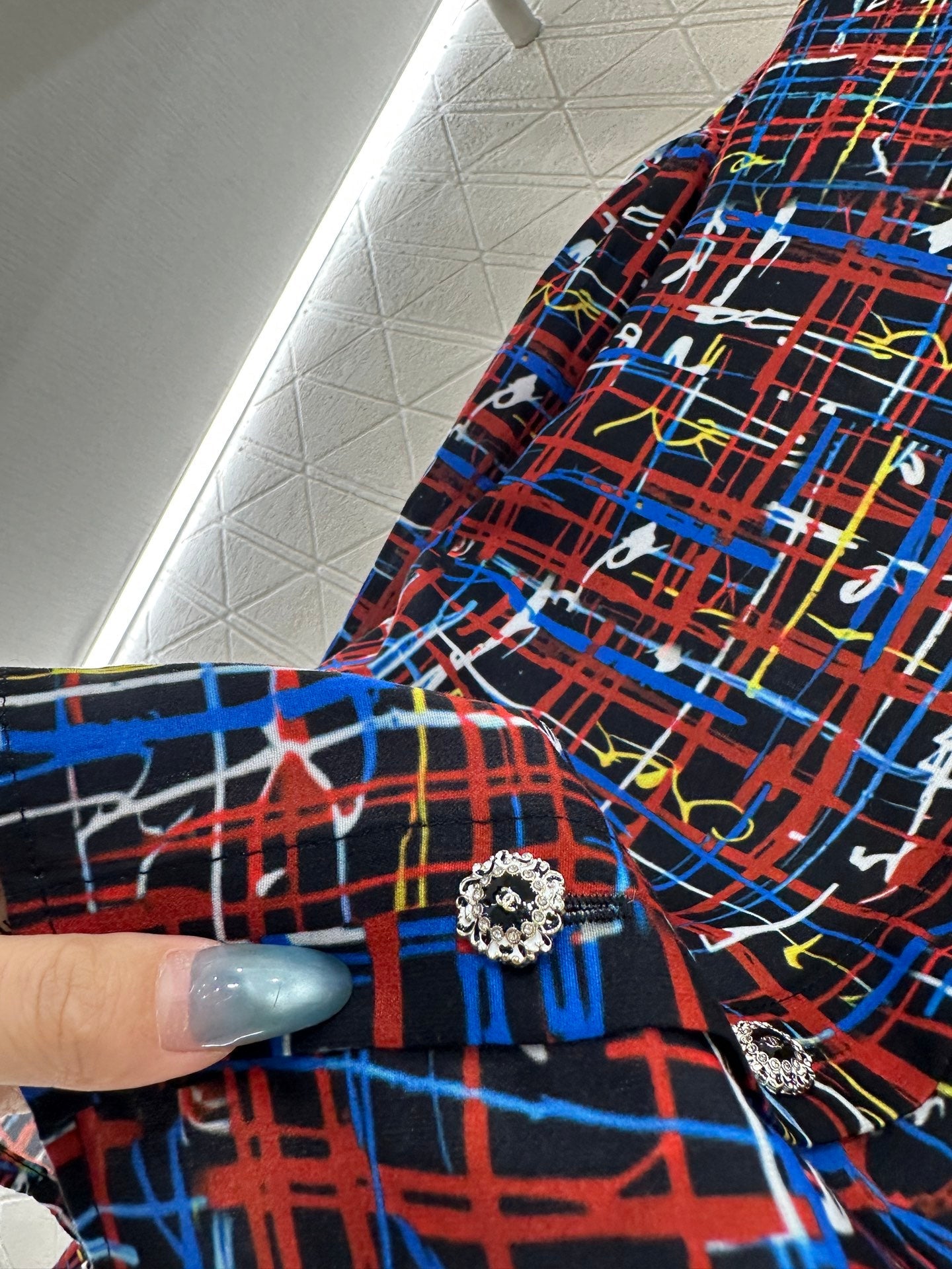 Printed lantern sleeve shirt