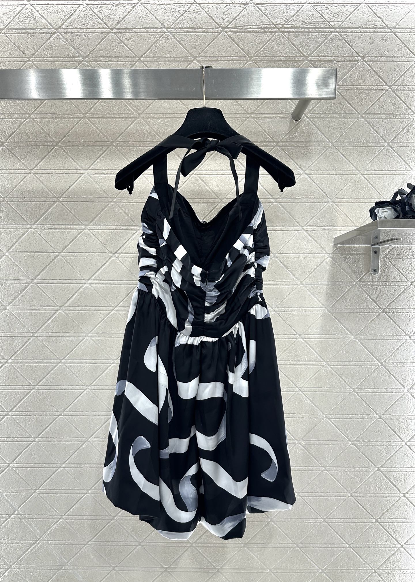 Floral print halter neck dress