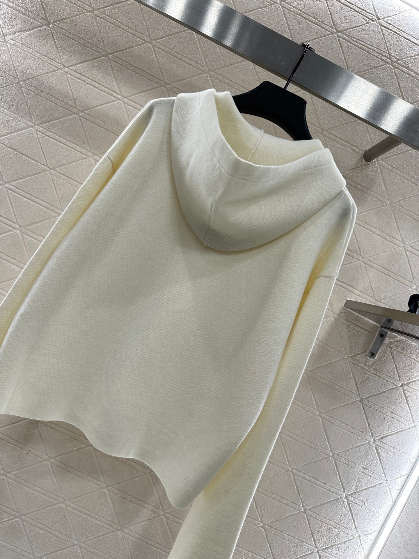 Hooded zip-up cowhide pocket wool coat