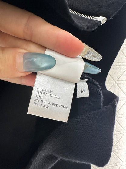 Hooded zip-up cowhide pocket wool coat