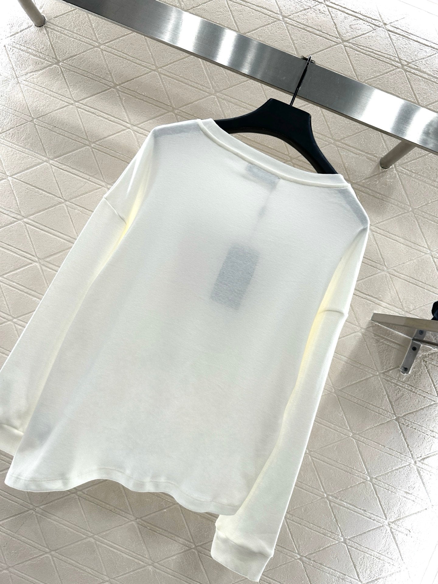 Round neck horse print long sleeve