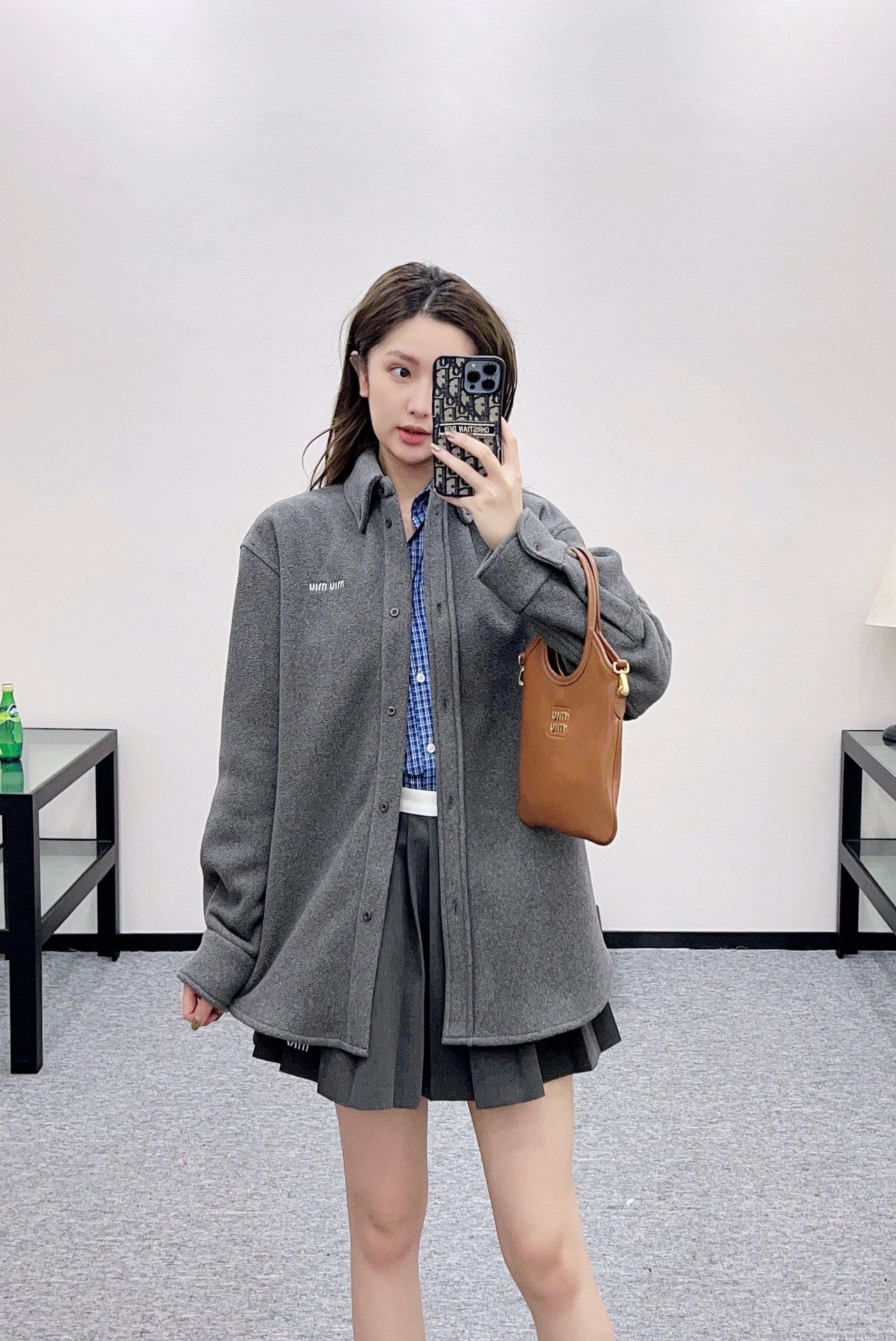 Collared wool cardigan