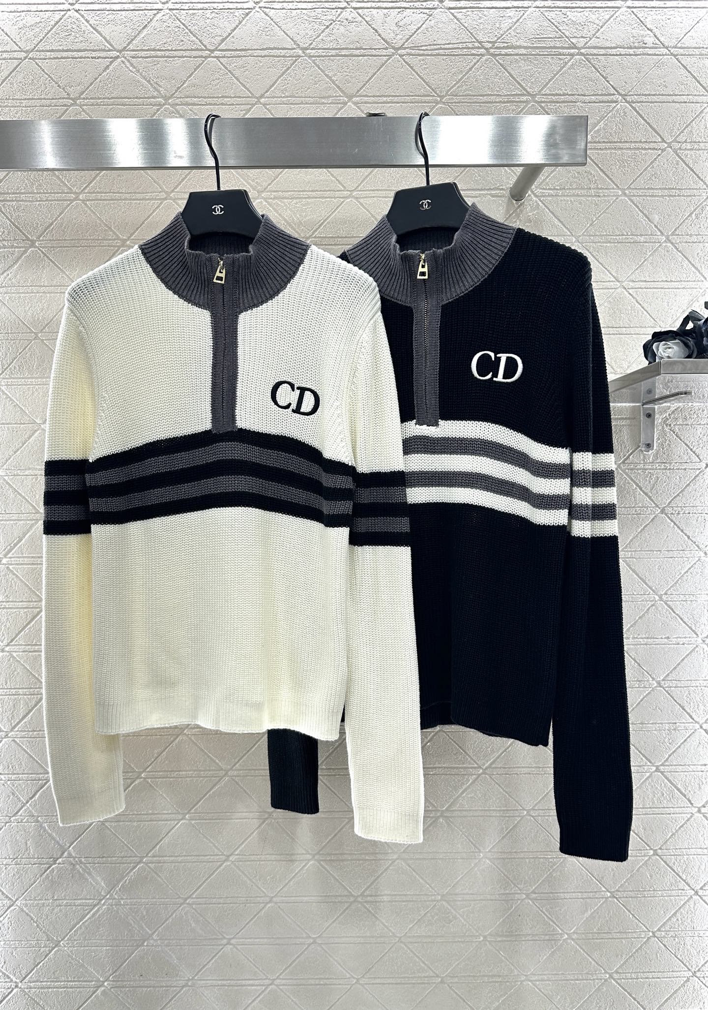 High-neck knitted wool long-sleeved top