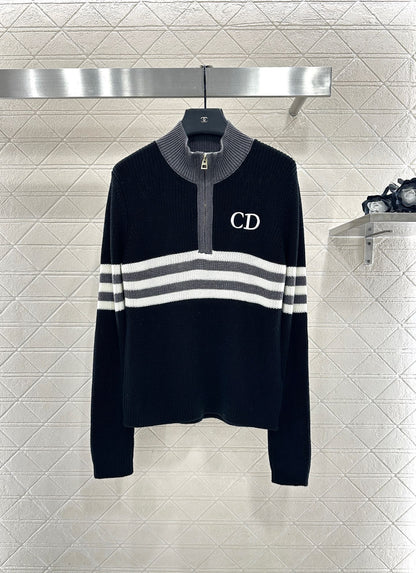 High-neck knitted wool long-sleeved top