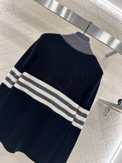 High-neck knitted wool long-sleeved top