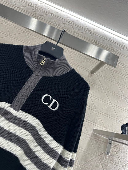 High-neck knitted wool long-sleeved top