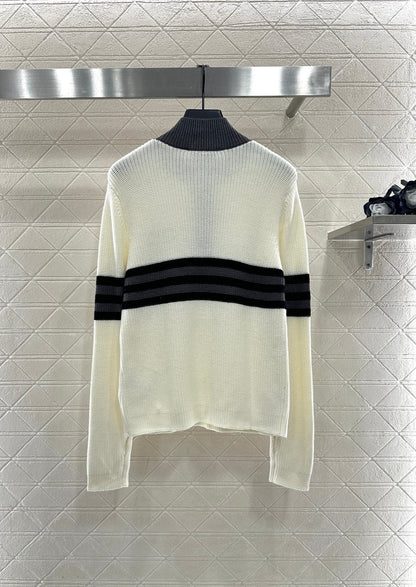 High-neck knitted wool long-sleeved top