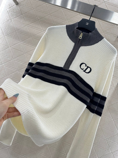 High-neck knitted wool long-sleeved top