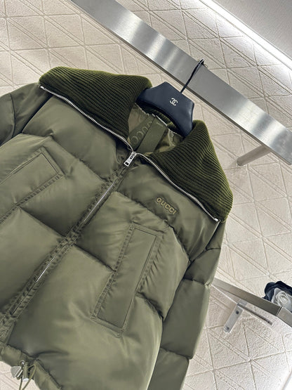 Knitted collar zip-up down jacket