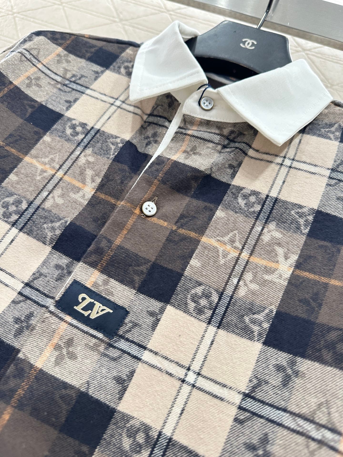 Collared plaid jacquard shirt