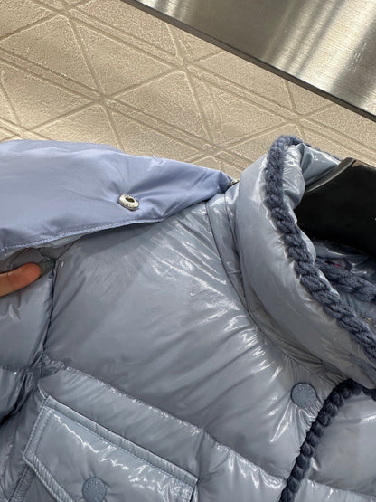 Hooded detachable down jacket