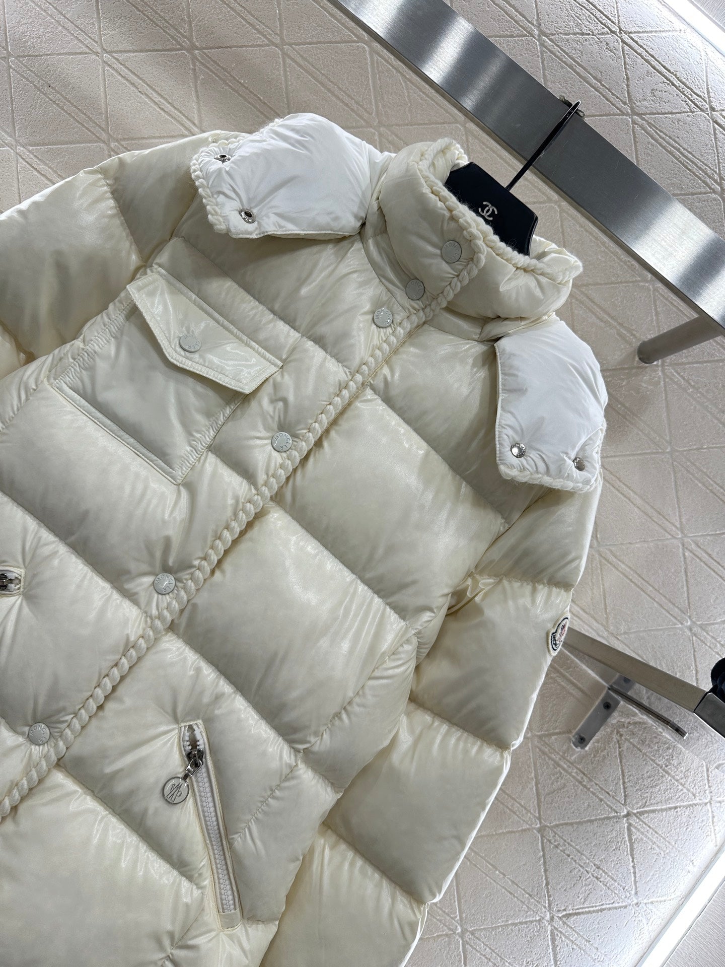 Hooded detachable down jacket