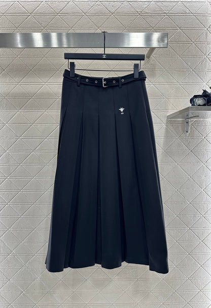 Belted midi pleated skirt