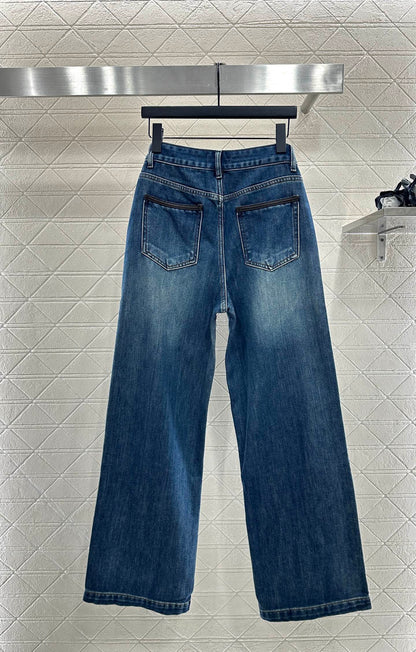 Diamond-patterned logo pocket jeans