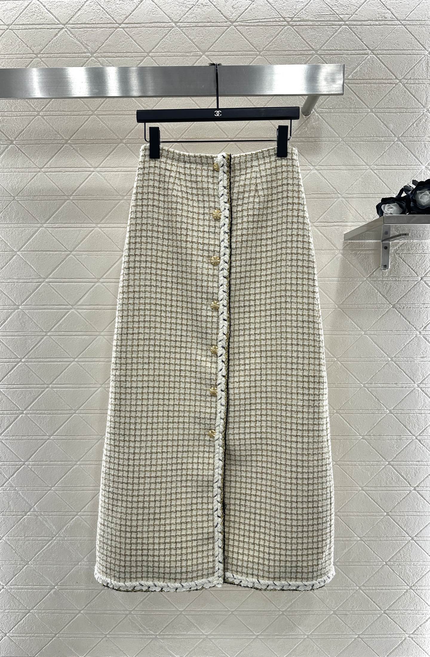 Woven plaid midi skirt