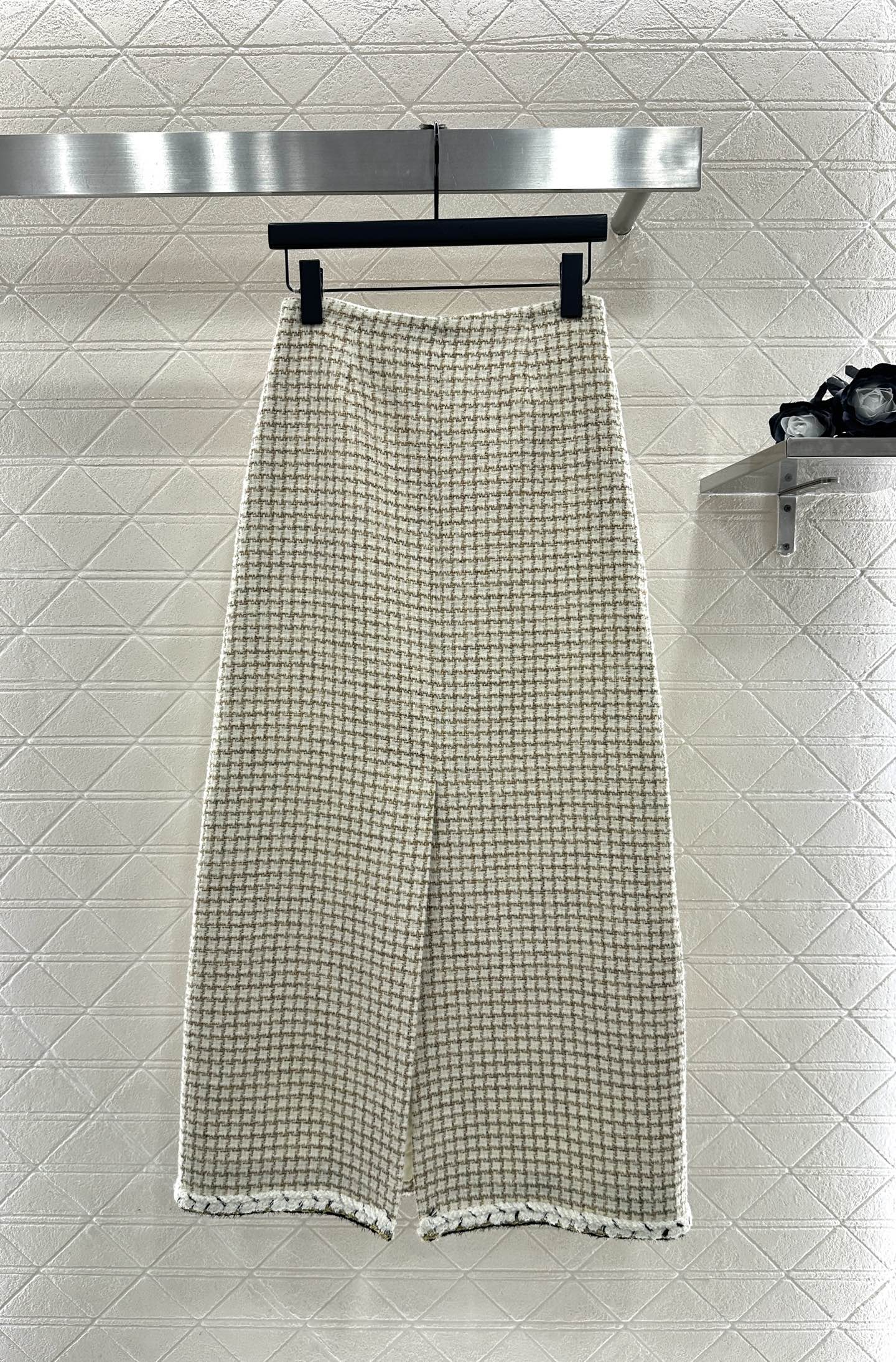 Woven plaid midi skirt