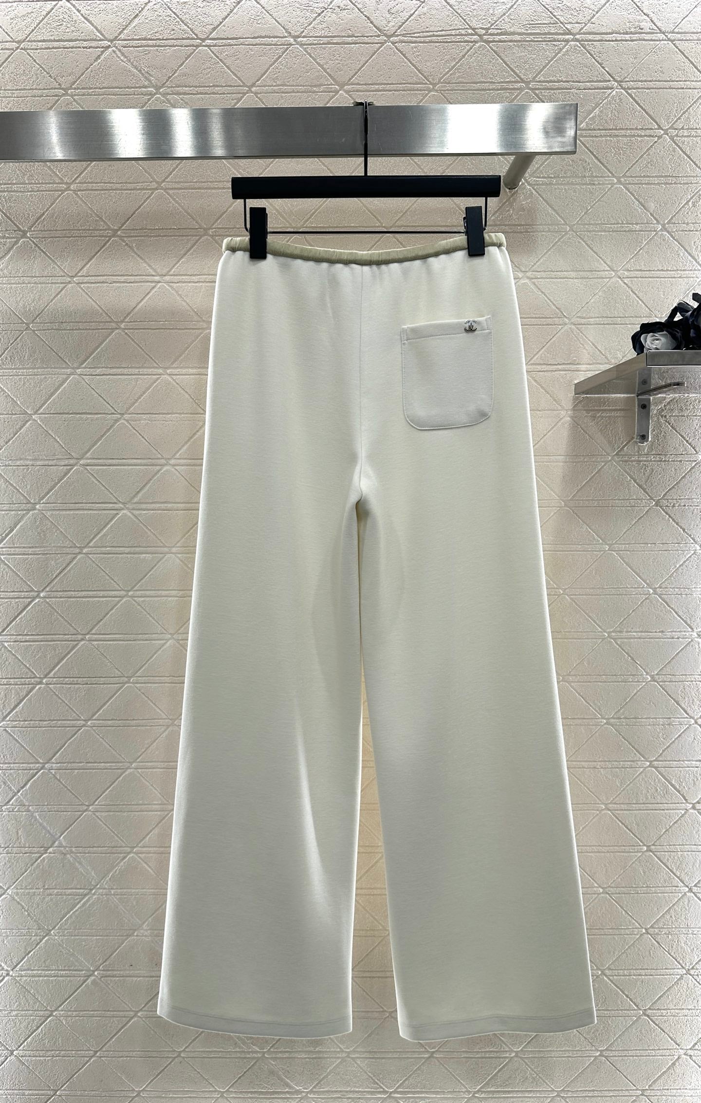 Drawstring wide-leg trousers