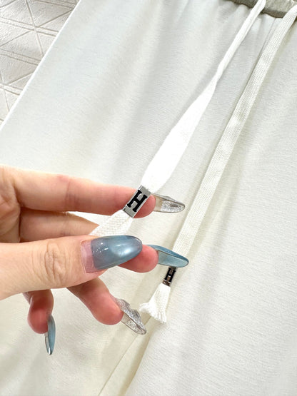 Drawstring wide-leg trousers