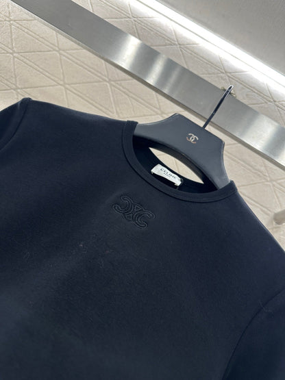 Round neck embroidered long sleeve