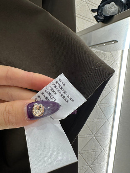 Round neck embroidered long sleeve