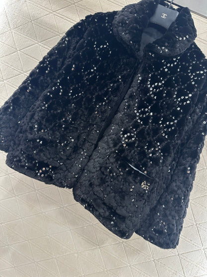 Short fur-lined jacket with lapel (skiing style🎿)