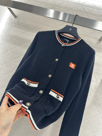 Crew neck cashmere cardigan