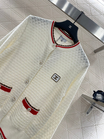 Crew neck cashmere cardigan