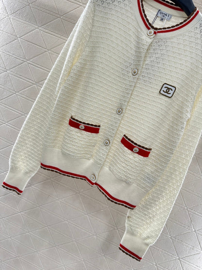 Crew neck cashmere cardigan