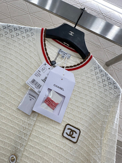 Crew neck cashmere cardigan