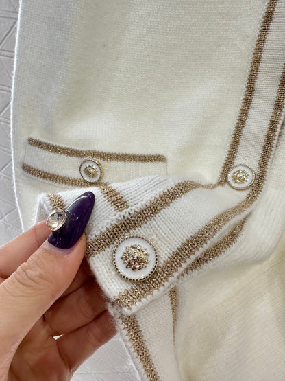 Knitted cashmere vest