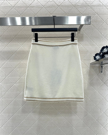 Knitted cashmere skirts