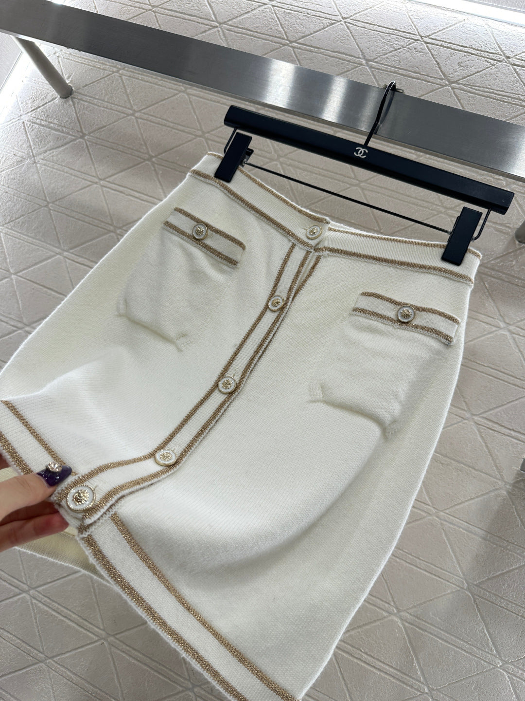 Knitted cashmere skirts