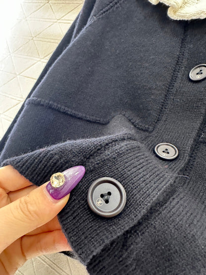 Lace-trimmed collar knit wool cardigan