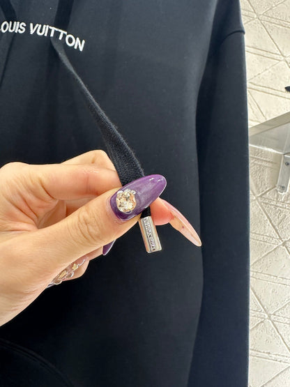 Hooded drawstring cropped sweatshirt