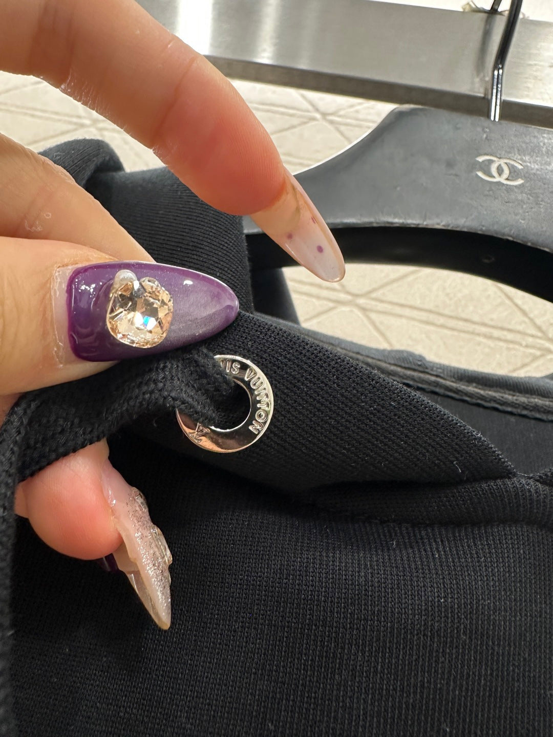 Hooded drawstring cropped sweatshirt