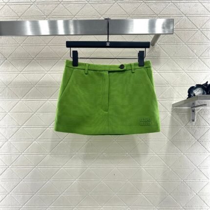 High waisted zipper skirt